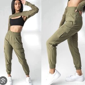 Women Cargo Pant